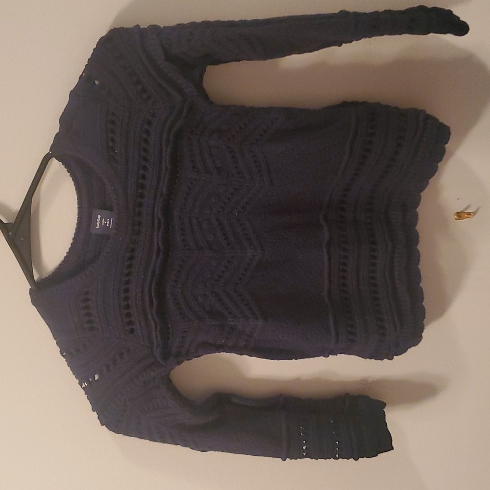 Gap knit sweater